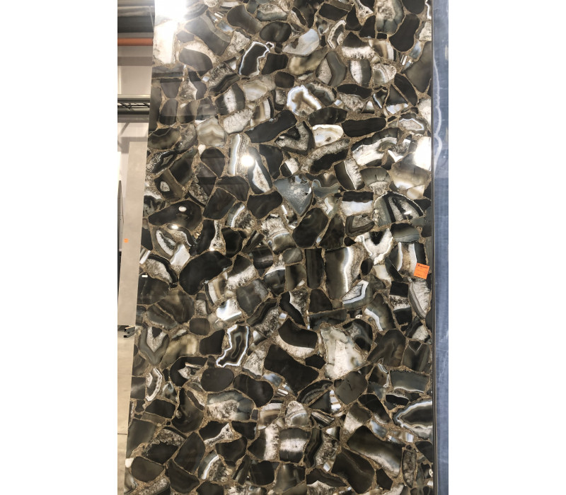ULTRA AGATA AGATA BLACK LUC SHINY 300x150
