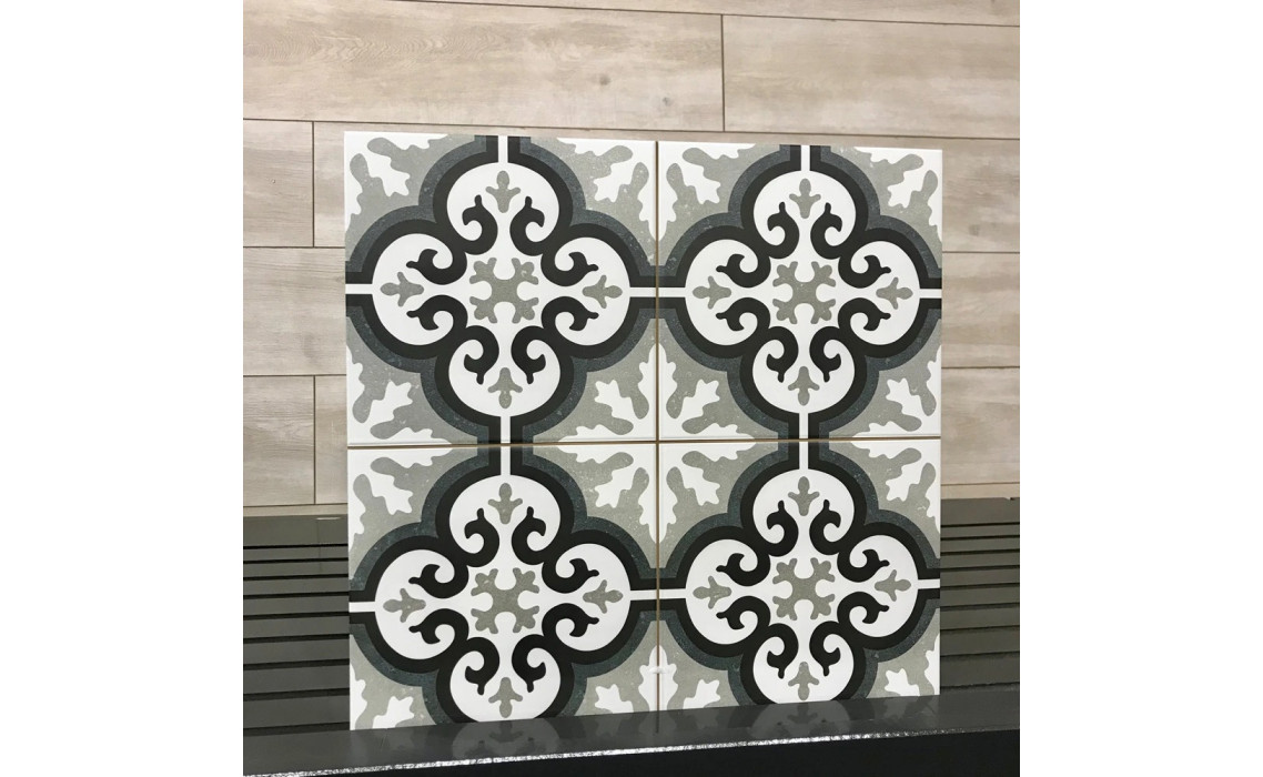 MANISA Black Pre-cut 45x45