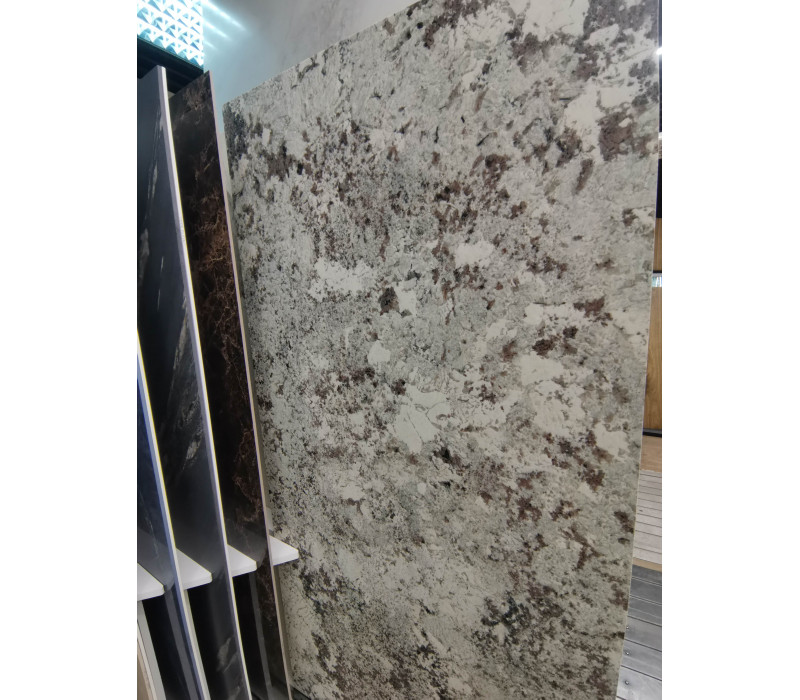 ULTRA GRANITI ALASKA WHITE PRELUCIDATO 300x150